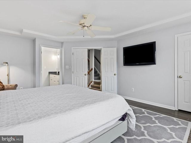 20345 BOWFONDS ST, Ashburn, VA 20147