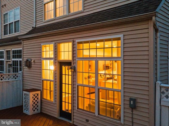 20345 BOWFONDS ST, Ashburn, VA 20147