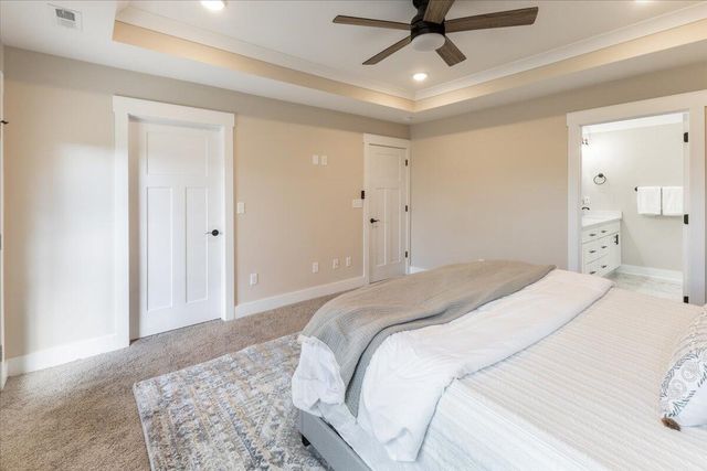 135 Sunset Cove Drive 32b, Rossville, GA 30741