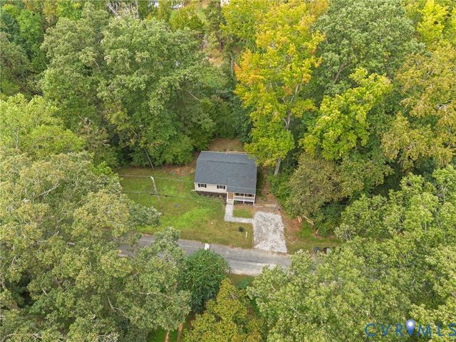 6626 Jackson Rd, Quinton, VA 23141