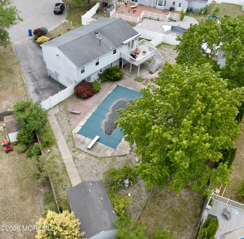105 Conrad Court, Manchester, NJ 08759