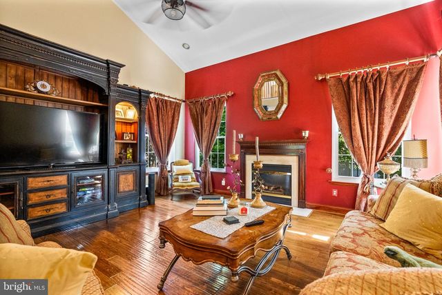 20 NORMANDY RD, Marlton, NJ 08053