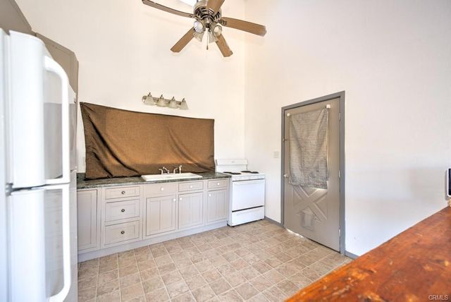 2399 Indian Hill Road, Clearlake Oaks, CA 95423