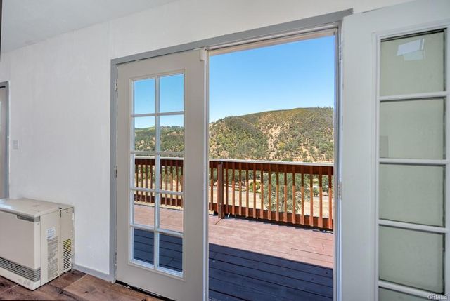 2399 Indian Hill Road, Clearlake Oaks, CA 95423