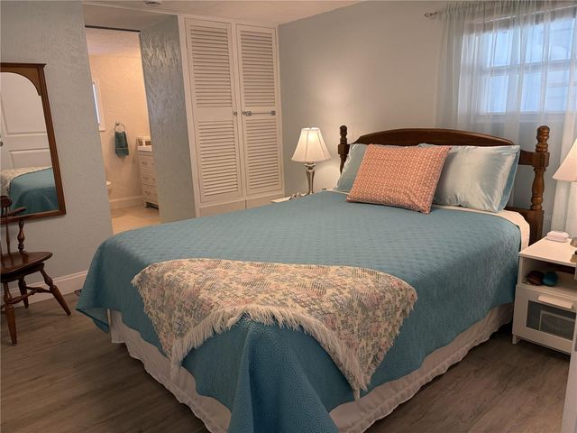 1687 OLYMPIA FIELDS STREET, Sarasota, FL 34234