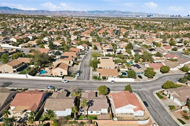 1811 Puerto Way, Henderson, NV 89012