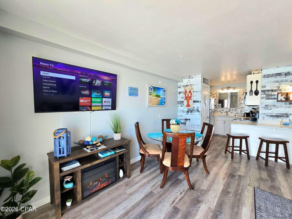 Image 5 of property listing at 8743 Thomas Drive 810, Panama City Beach, FL 32408