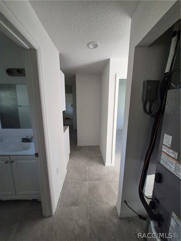6 S Barbour Street, Beverly Hills, FL 34465