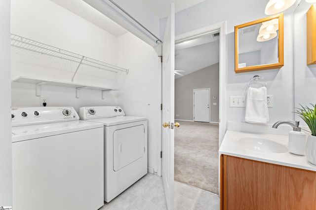 2 Reid Valley Court, Taylors, SC 29687