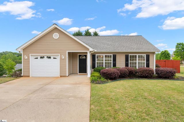2 Reid Valley Court, Taylors, SC 29687