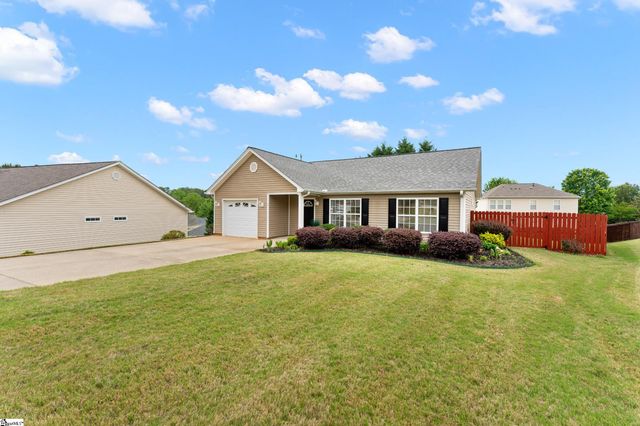 2 Reid Valley Court, Taylors, SC 29687