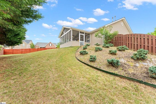 2 Reid Valley Court, Taylors, SC 29687