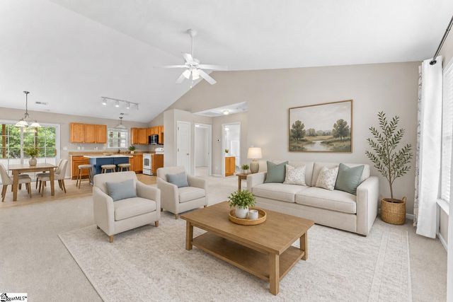 2 Reid Valley Court, Taylors, SC 29687