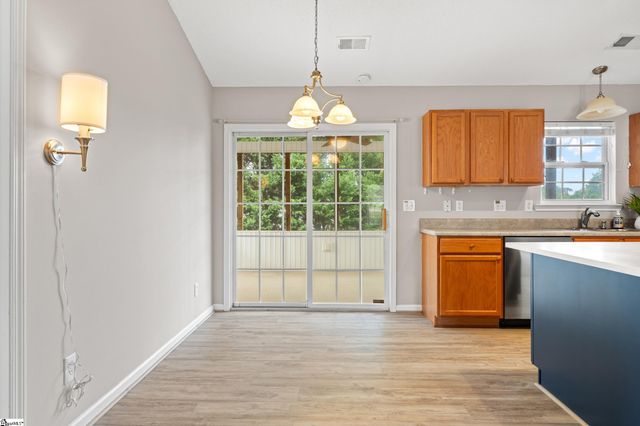 2 Reid Valley Court, Taylors, SC 29687