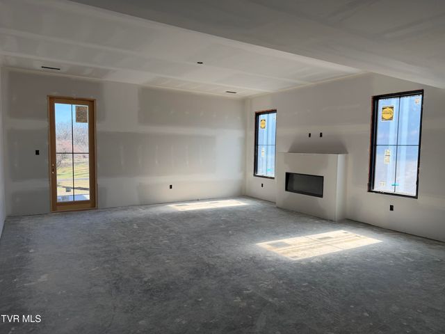 121 Jessicas Way, Johnson City, TN 37615