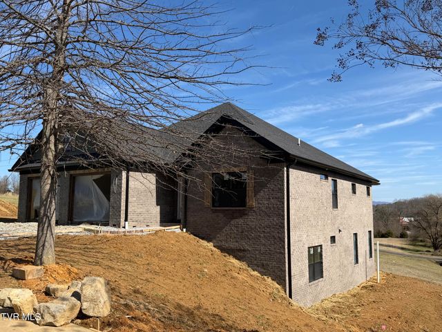 121 Jessicas Way, Johnson City, TN 37615