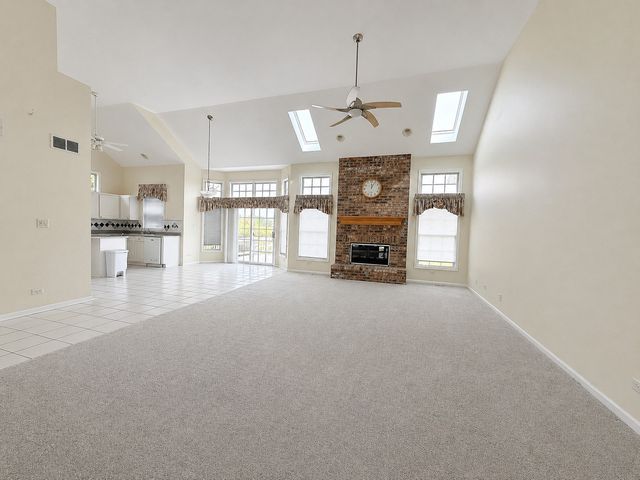 25410 W Latham Court, Plainfield, IL 60585