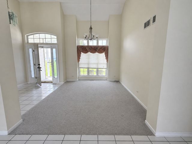 25410 W Latham Court, Plainfield, IL 60585
