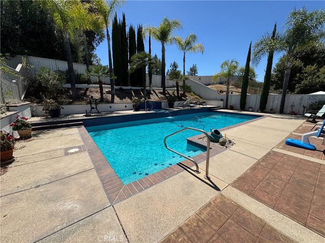 45679 Caminito Olite, Temecula, CA 92592