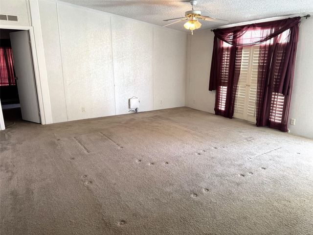 31 Casablanca Drive, Point Blank, TX 77364