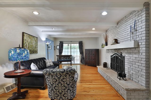 5915 Headley Road, Gahanna, OH 43230