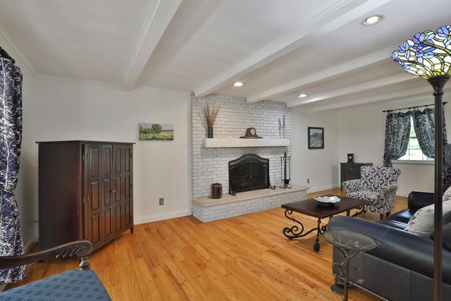 5915 Headley Road, Gahanna, OH 43230
