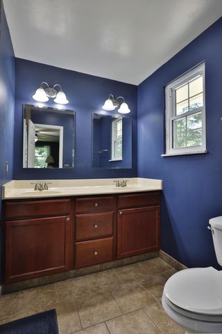 5915 Headley Road, Gahanna, OH 43230