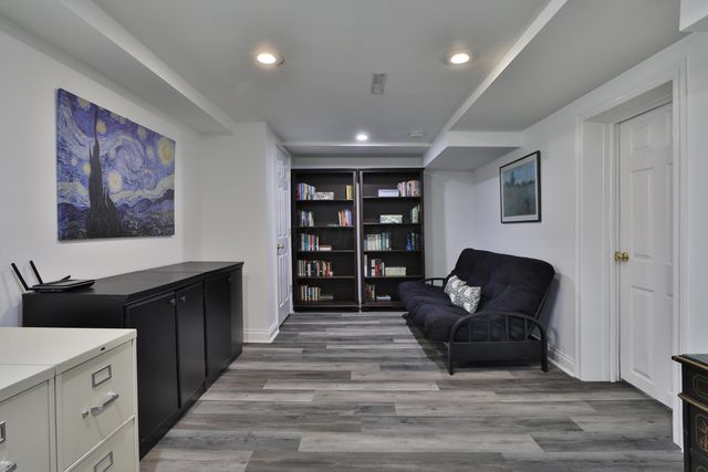 5915 Headley Road, Gahanna, OH 43230