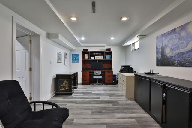 5915 Headley Road, Gahanna, OH 43230