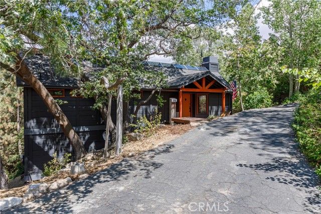 1384 Golden Rule Lane, Lake Arrowhead, CA 92352
