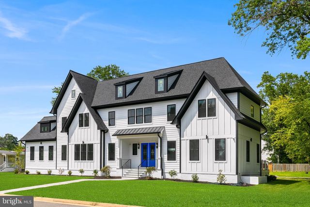 2817 DEREK RD, Alexandria, VA 22306