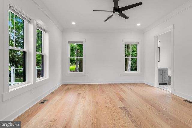 2817 DEREK RD, Alexandria, VA 22306