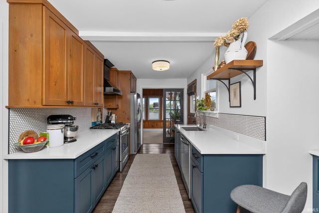 3932 E jackson Boulevard, Elkhart, IN 46516