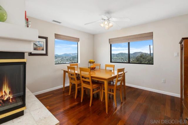 1216 Merritt Dr, El Cajon, CA 92020