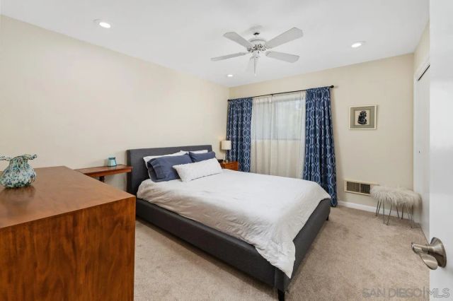 1216 Merritt Dr, El Cajon, CA 92020