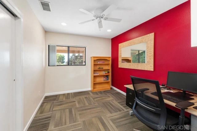 1216 Merritt Dr, El Cajon, CA 92020