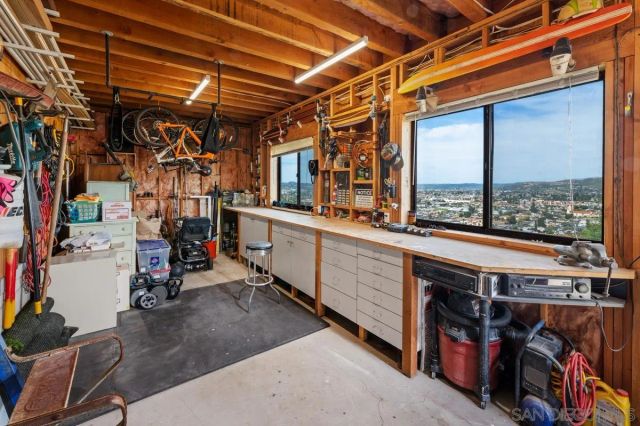 1216 Merritt Dr, El Cajon, CA 92020