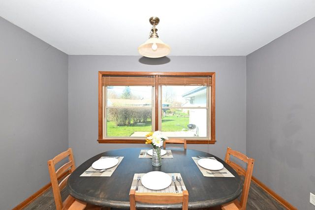 5319 Lakeside DRIVE, Greendale, WI 53129