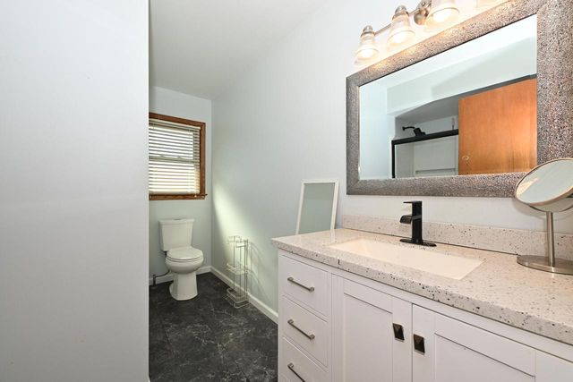 5319 Lakeside DRIVE, Greendale, WI 53129