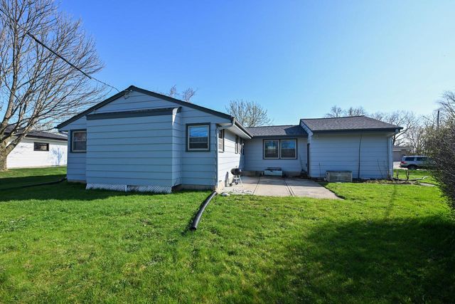 5319 Lakeside DRIVE, Greendale, WI 53129