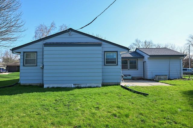 5319 Lakeside DRIVE, Greendale, WI 53129