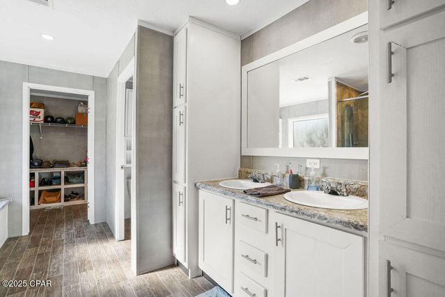 3120 Crystal Lake Drive, Chipley, FL 32428