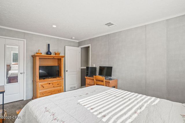 3120 Crystal Lake Drive, Chipley, FL 32428