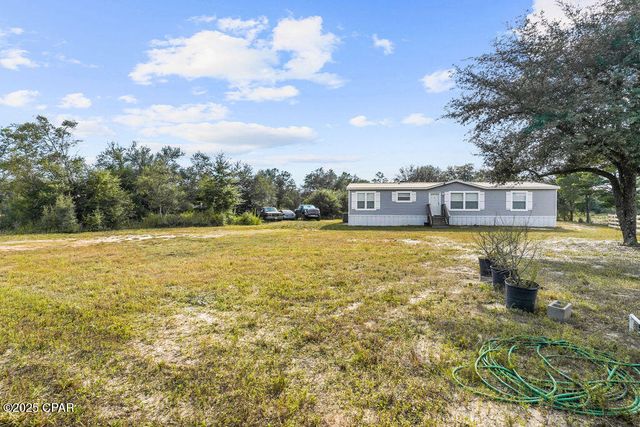 3120 Crystal Lake Drive, Chipley, FL 32428