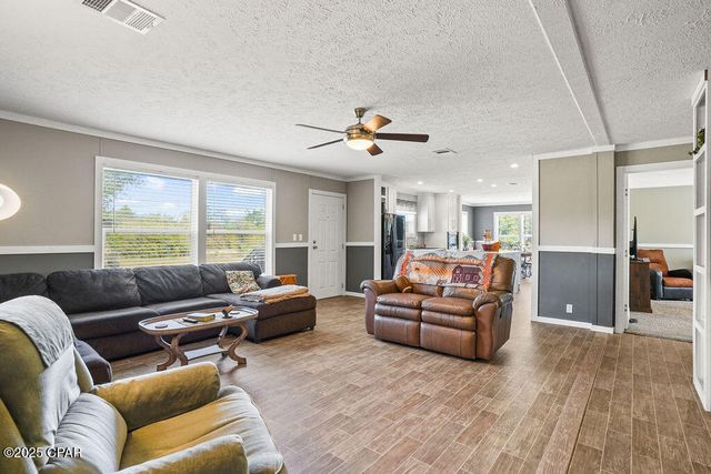 3120 Crystal Lake Drive, Chipley, FL 32428