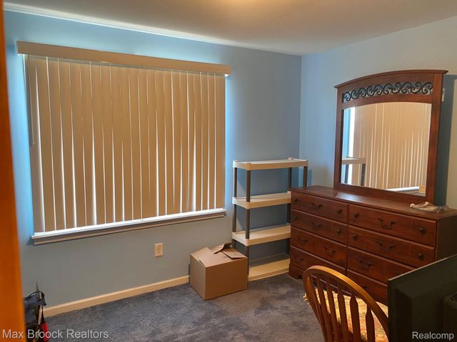 11809 Conant Street, Hamtramck, MI 48212