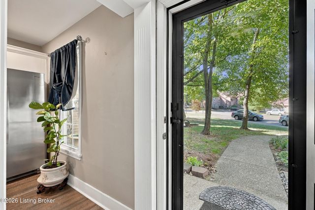 125 Dorsey Station Rd, Louisville, KY 40223