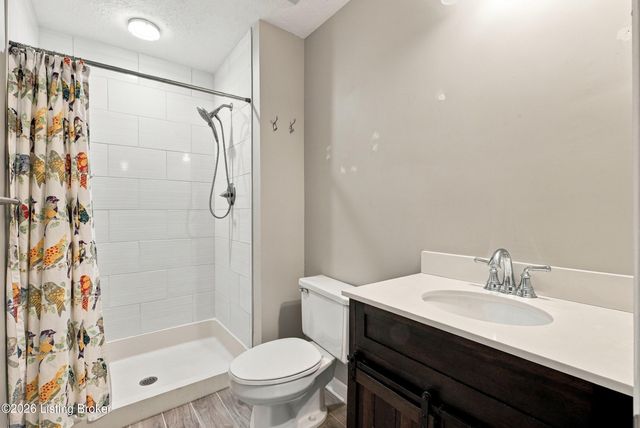 125 Dorsey Station Rd, Louisville, KY 40223