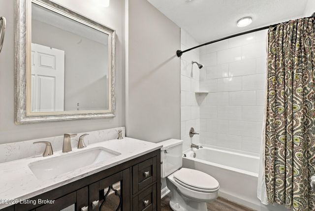 125 Dorsey Station Rd, Louisville, KY 40223