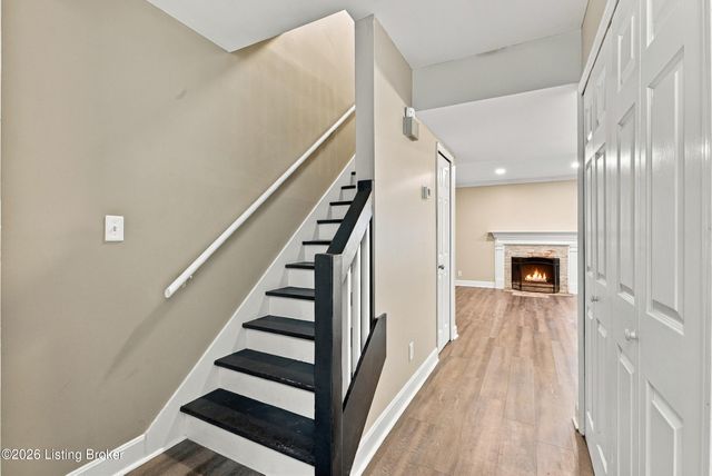 125 Dorsey Station Rd, Louisville, KY 40223